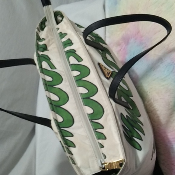 VERY RARE!! Authentic Prada WWOOOSHHH Nylon/Leather Bag Gently Used - Picture 9 of 15